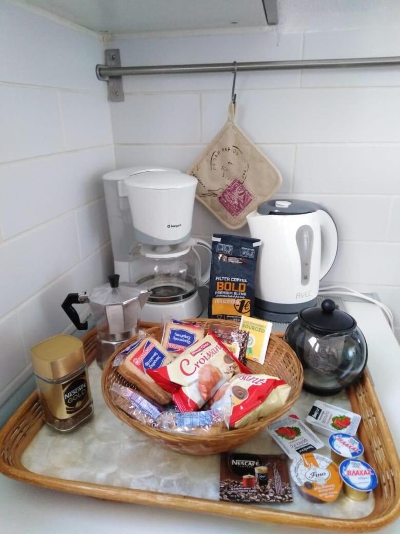 カラマタ Cozy Flat On The Main Square, 10Min To The Seaヴィラ エクステリア 写真