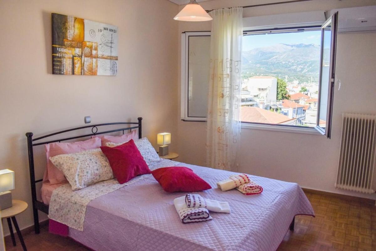 カラマタ Cozy Flat On The Main Square, 10Min To The Seaヴィラ エクステリア 写真